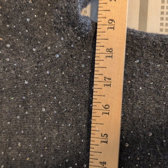 J Crew Gemstone Sweater in Supersoft Yarn, Charcoal Heather Grey, Size M - Picture 6 of 9